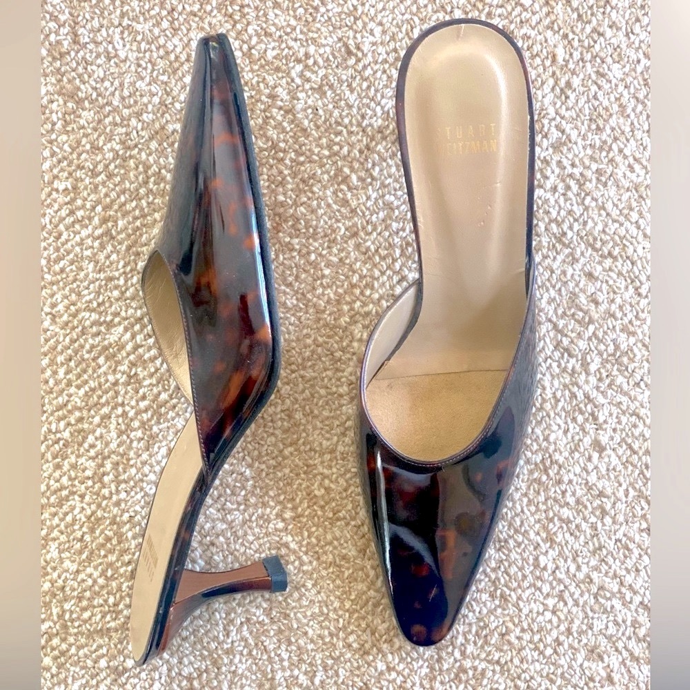 SOLD Vintage Stuart Weitzman tortoise mule kitten heels women’s size 8.5 Y2K